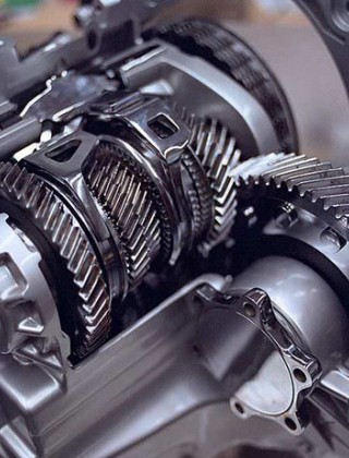 Двигун та Трансмісія