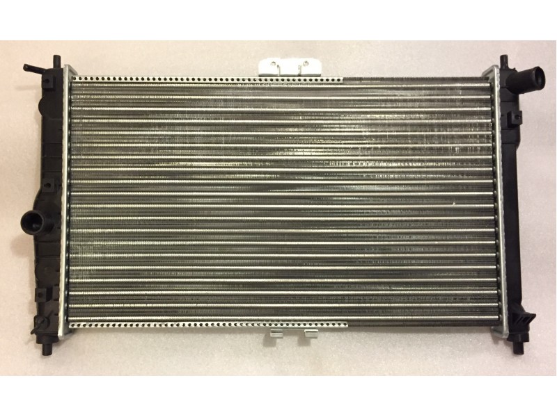 Купить Радиатор основной с кондиционером на Ланос, Сенс в Украине