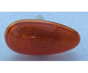 Повторювач поворотів жовтий Ланос / Сенс Повторювач поворотів жовтий Ланос / Сенс